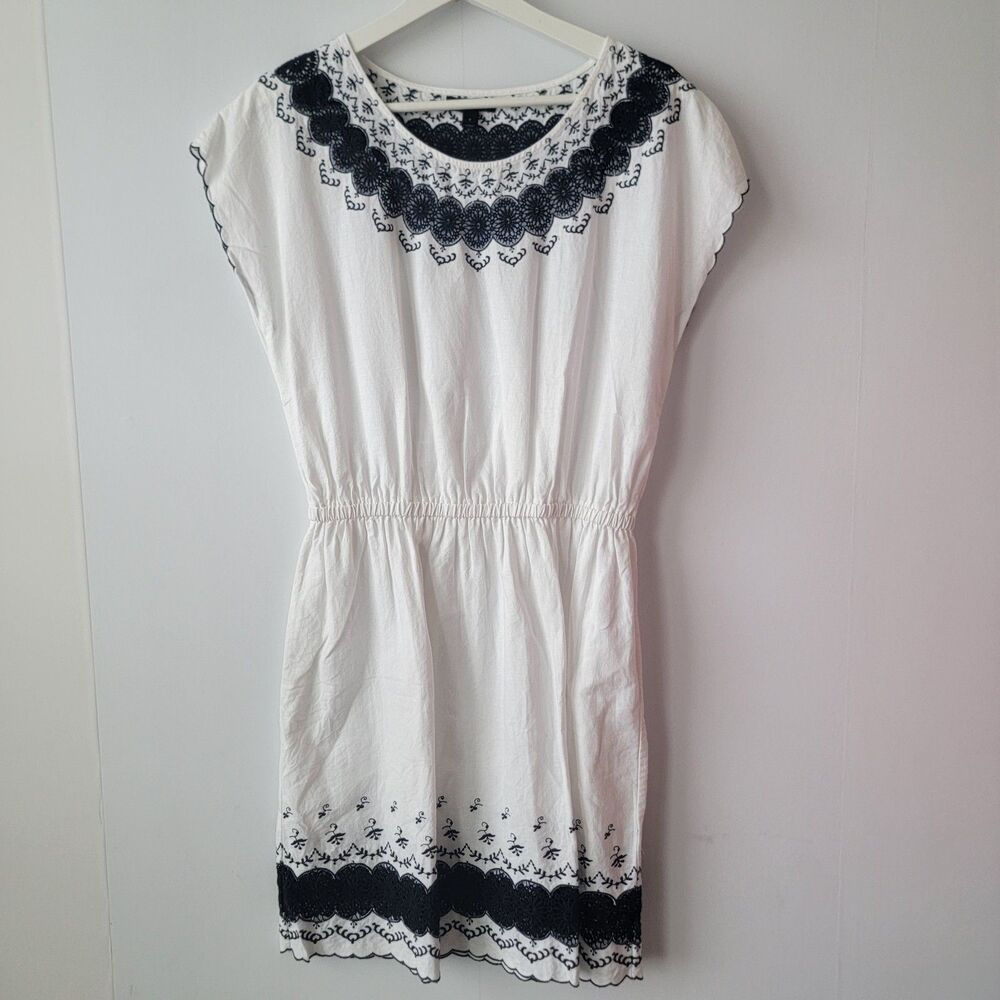 J. Crew Women's Embroidered linen blend Dress size 6 lace boho clean girl